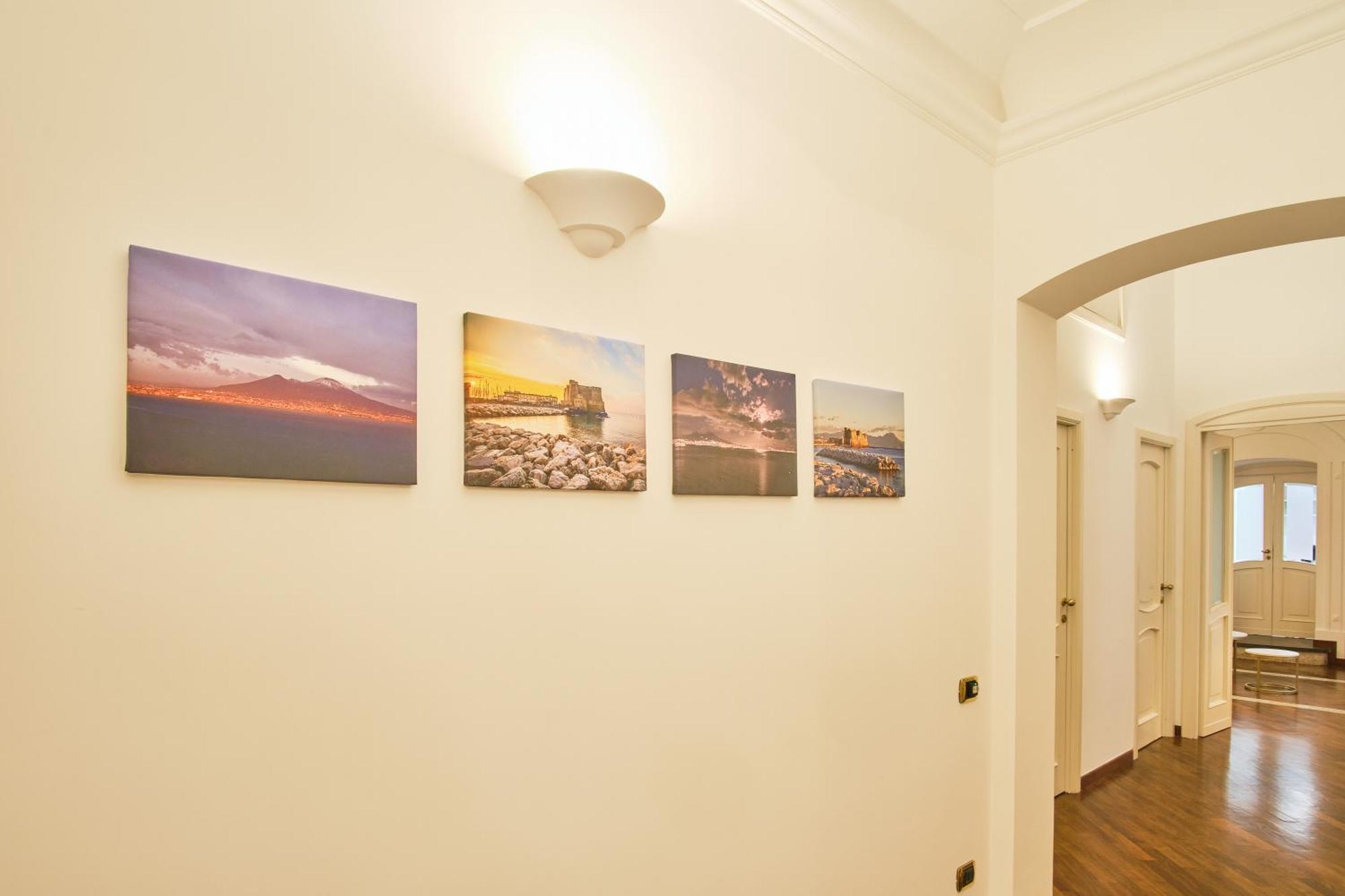 Pink Star Napoli Luxury Apartment ภายนอก รูปภาพ