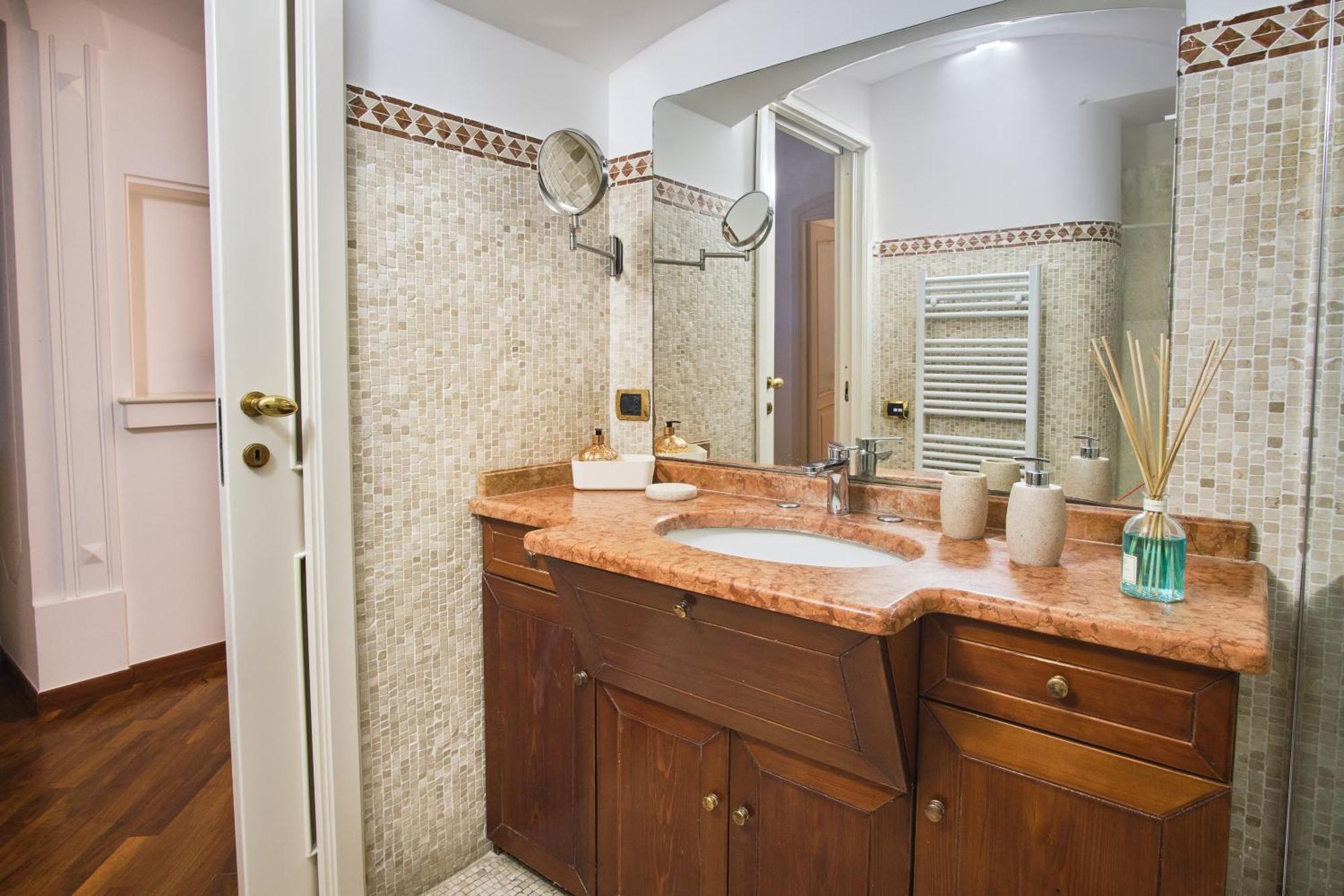 Pink Star Napoli Luxury Apartment ภายนอก รูปภาพ