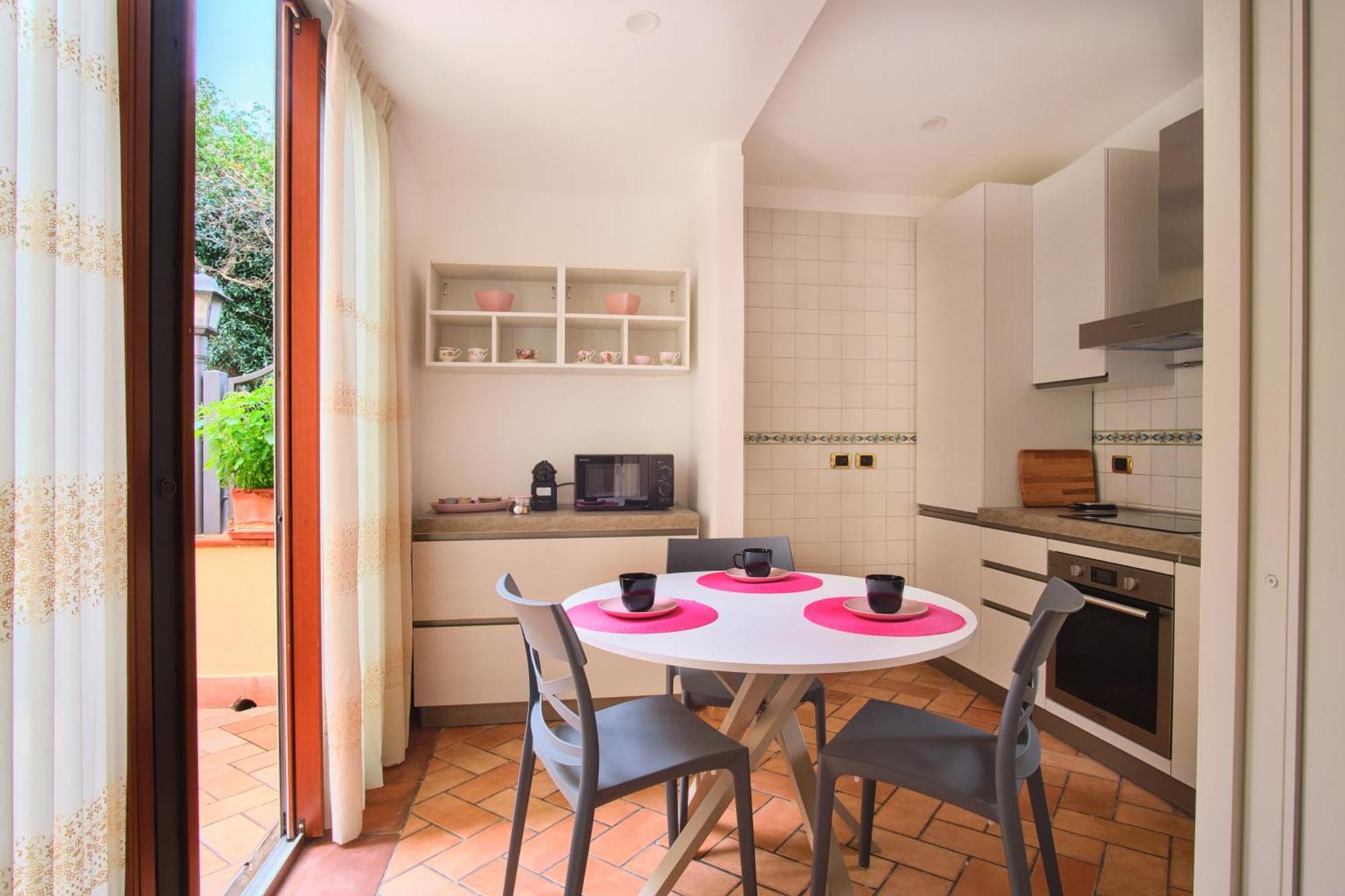 Pink Star Napoli Luxury Apartment ภายนอก รูปภาพ